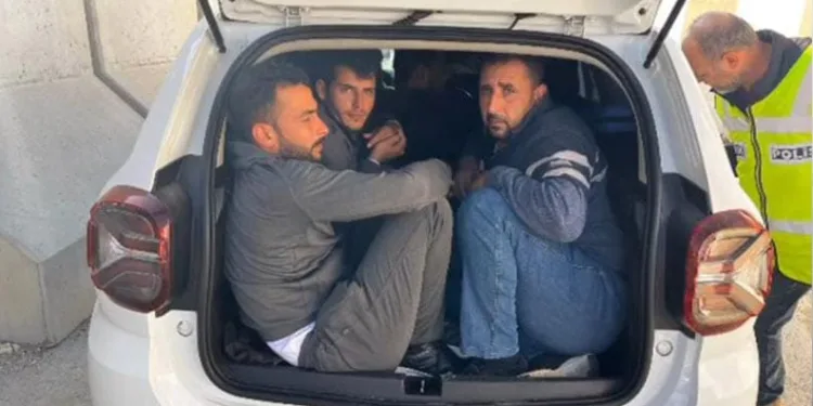Artvin’in Hopa ilçesi açıklarında denizde roket motoru bulunduğu iddiası
