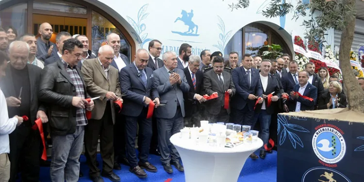 3 motosikletin karıştığı kazada 19 yaşındaki genç hayatını kaybetti