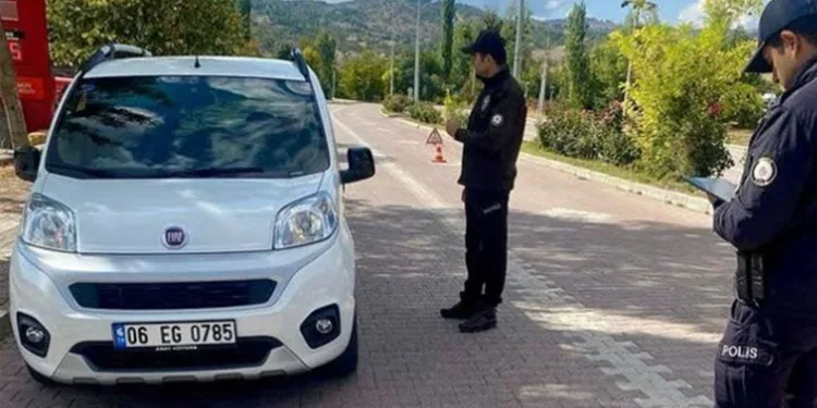 Jandarmadan aranan şahıslara yönelik operasyon