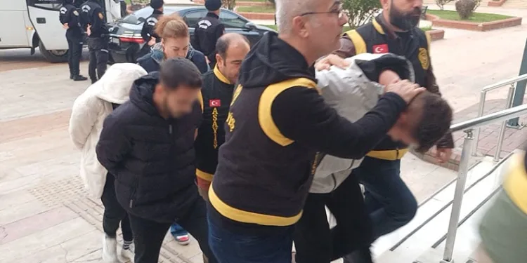 Çeşitli suçlardan aranan şahıslar polis tarafından yakalandı