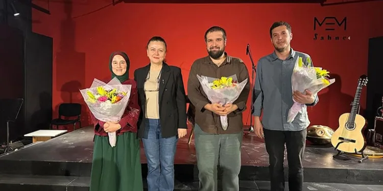 Başkan Şadi Özdemir’den üniversitelilere vize morali