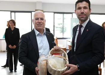 Bursa’da baraka yangını paniğe neden oldu