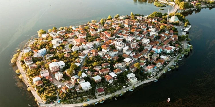 Gölyazı dünyanın “dijital billboard”unda