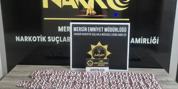 Şırnak’ta park halindeki iki araç alev aldı