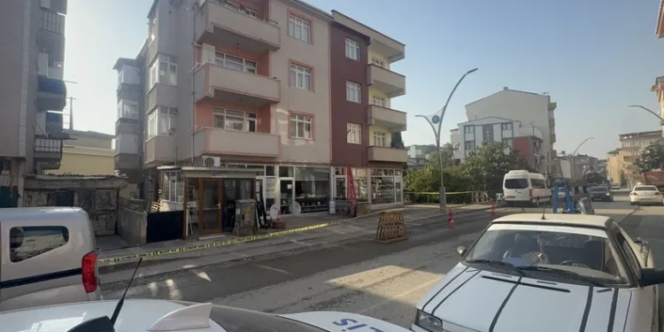 Alaçatı’da eğlence mekanına silahlı saldırı