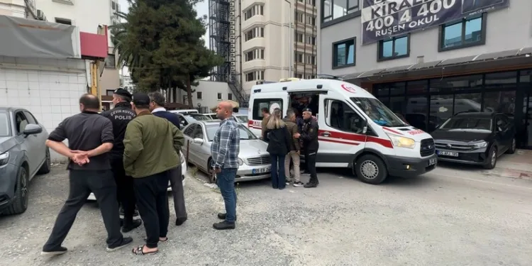 Alaçatı’da eğlence mekanına silahlı saldırı