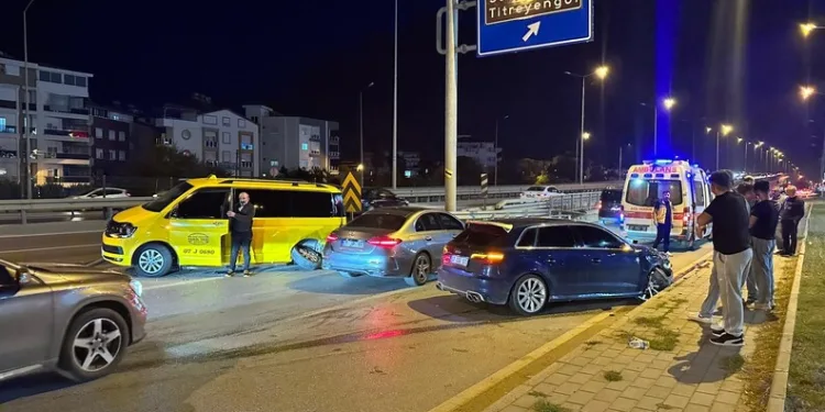Diyarbakır’daki bir düğün salonunda çıkan kavgada 2 kişi yaralandı