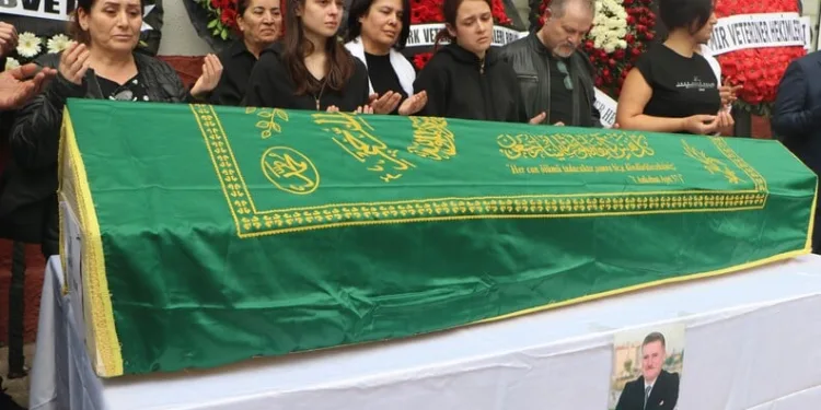 Tek katlı evde çıkan yangın 1 saatte söndürüldü