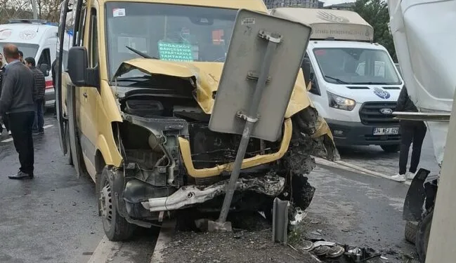 Tekirdağ’da otomobil şarampole yuvarlandı: 1 ölü, 1 yaralı