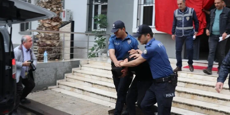 Evinde 472 kilo bonzai yapacak ham madde ele geçirilen şüpheli “İçiciyim” dedi