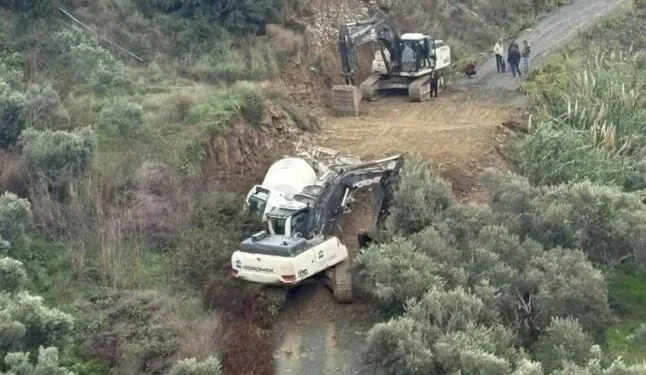 Karaman’da pikap kamyonetle otomobil çarpıştı: 1 yaralı