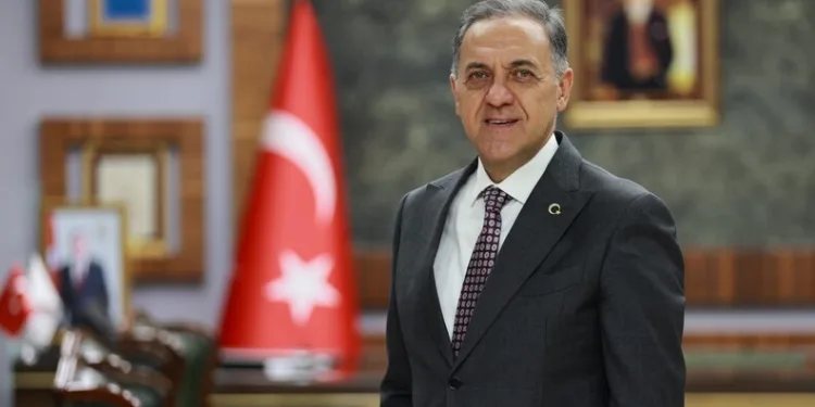 Karaman’da pikap kamyonetle otomobil çarpıştı: 1 yaralı