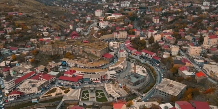 “Çözüm atmosferi oluşturmak liderlerin yükümlülüğüdür”