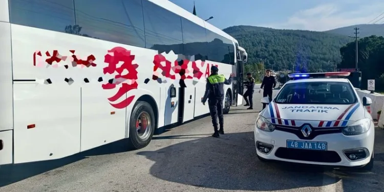 Tüm ekipler 88 yaşındaki Orhan amcayı bulmak için seferber oldu