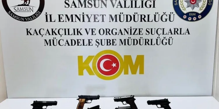 Başakşehir’de tehlikeli motosiklet gösterisi yapan sürücü yakalandı
