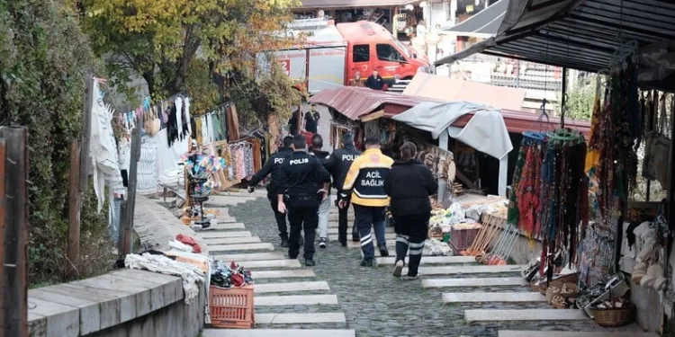 Başakşehir’de tehlikeli motosiklet gösterisi yapan sürücü yakalandı