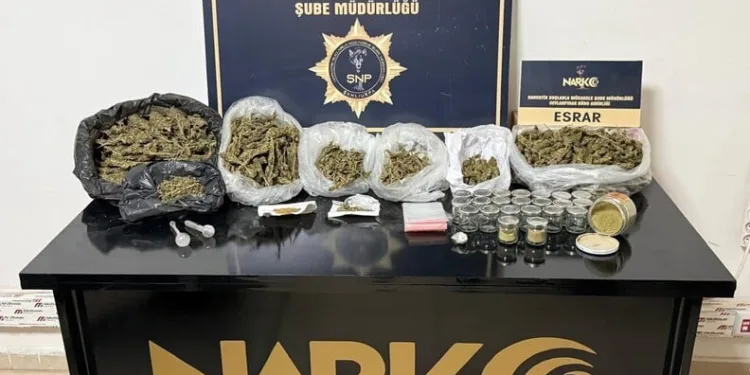 Park halindeki motosiklet çalındı
