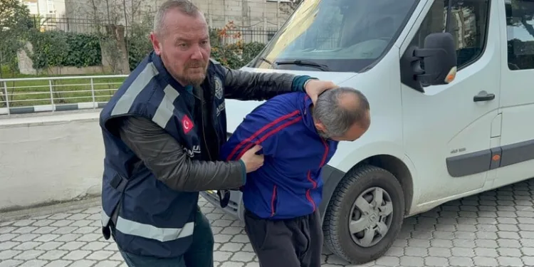 Park halindeki motosiklet çalındı