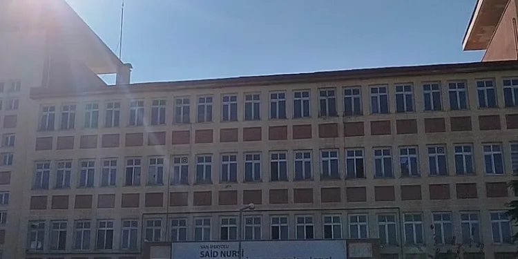Park halindeki motosiklet çalındı