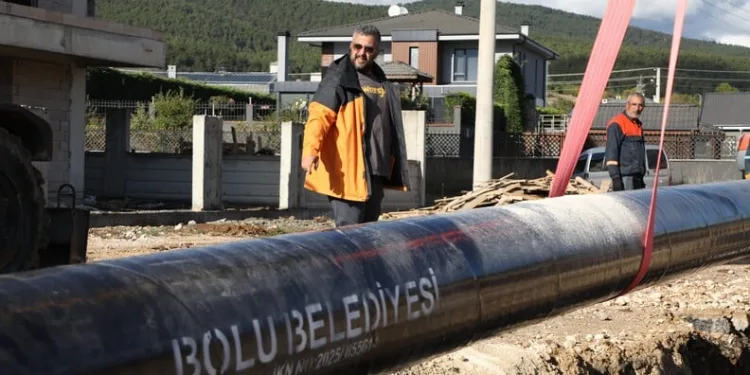 Bolu’da su kesintisine yol açan alt yapı sorunu düzeltiliyor