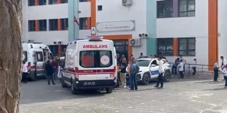 Bolu’da su kesintisine yol açan alt yapı sorunu düzeltiliyor