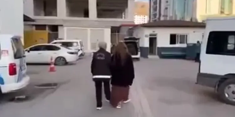 Jandarmadan aranan şahıslara yönelik operasyon