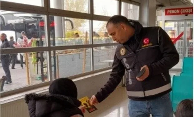 Jandarmadan aranan şahıslara yönelik operasyon