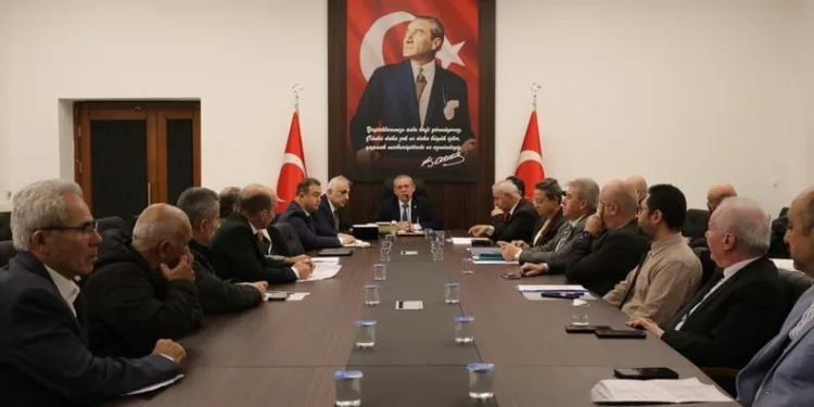 Geleceğe nefes: Demirkent TOKİ Ortaokulu öğrencilerinden örnek fidan dikimi etkinliği