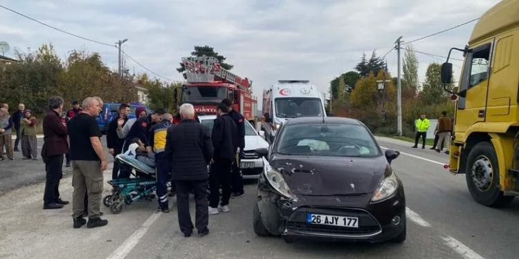 Aksaray’da alevli gece: Geri dönüşüm tesisi alev alev yandı