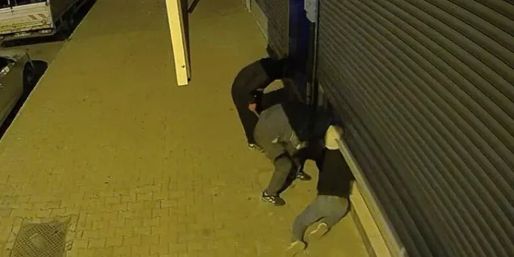 Kayseri’de iki otomobil çarpıştı: 1’i ağır 3 yaralı