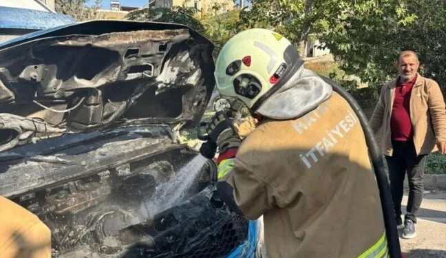 Kayseri’de iki otomobil çarpıştı: 1’i ağır 3 yaralı