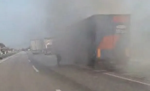Kayseri’de iki otomobil çarpıştı: 1’i ağır 3 yaralı