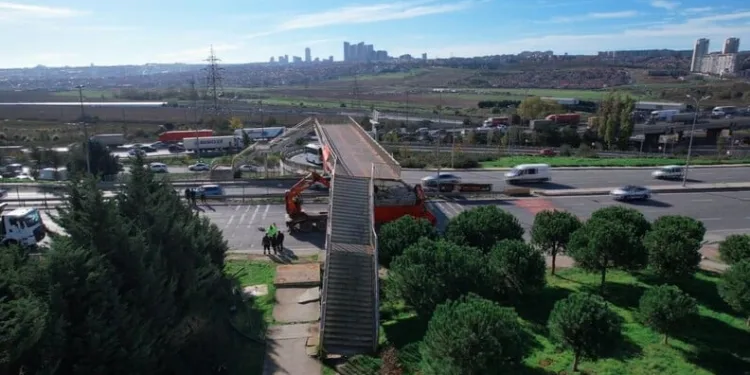 Başakşehir’de klima hırsızları yakalandı