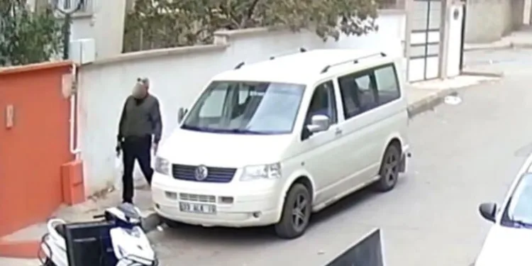 Başakşehir’de klima hırsızları yakalandı
