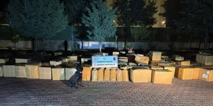 Başakşehir’de klima hırsızları yakalandı
