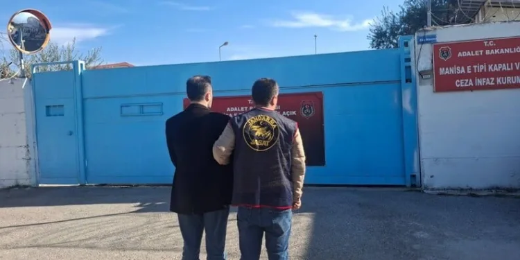 Erzincan’da okul servislerine kış lastiği denetimi yapıldı