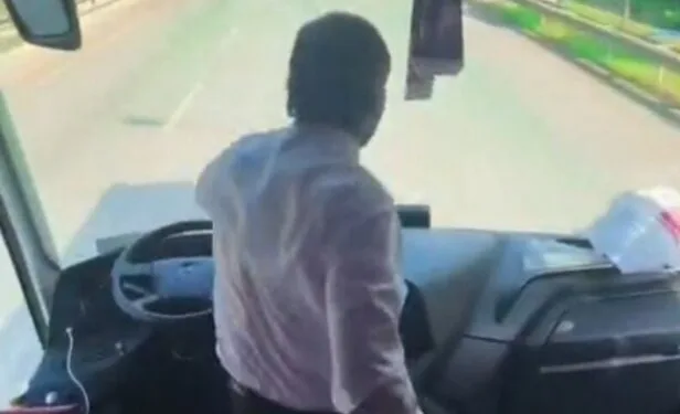 Erzincan’da okul servislerine kış lastiği denetimi yapıldı