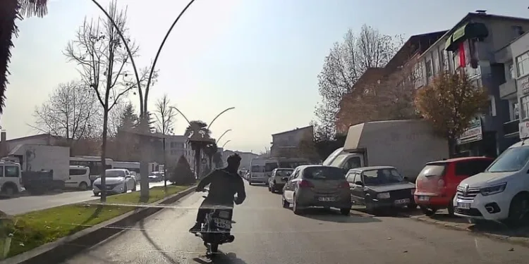 Erzincan’da okul servislerine kış lastiği denetimi yapıldı
