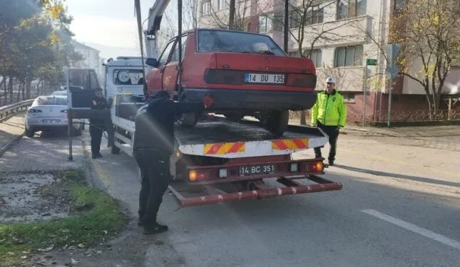 Erzincan’da okul servislerine kış lastiği denetimi yapıldı