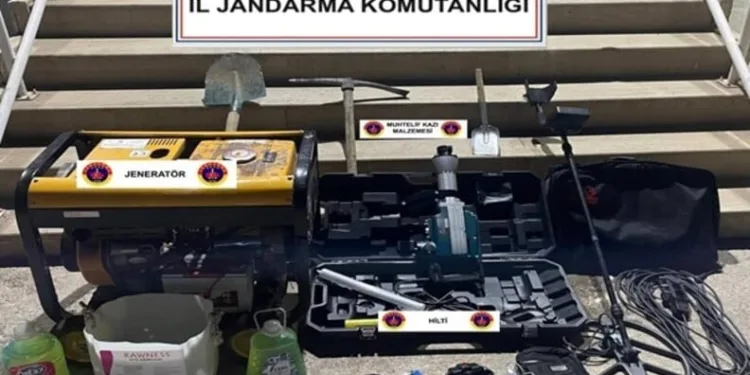 Uşak’ta uyuşturucu operasyonu: 5 kişi tutuklama