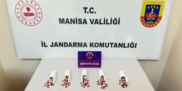 Uşak’ta uyuşturucu operasyonu: 5 kişi tutuklama