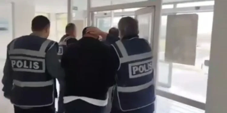 Uşak’ta uyuşturucu operasyonu: 5 kişi tutuklama