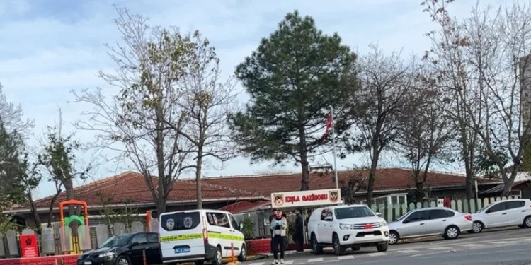 Endonezya’daki sel ve toprak kaymalarında ölü sayısı 49’a yükseldi