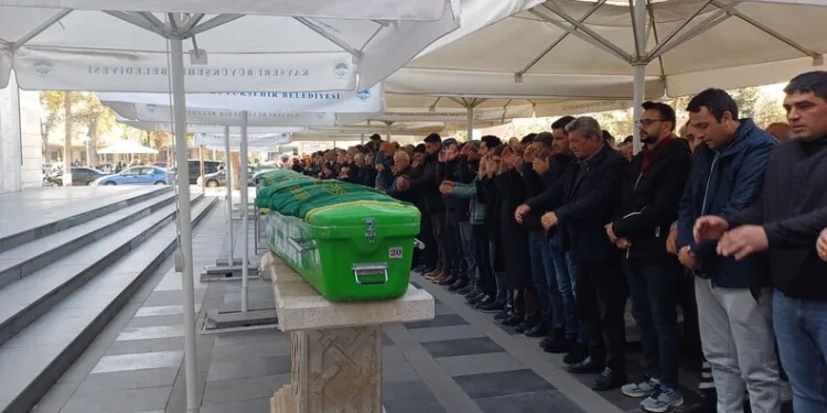 Endonezya’daki sel ve toprak kaymalarında ölü sayısı 49’a yükseldi