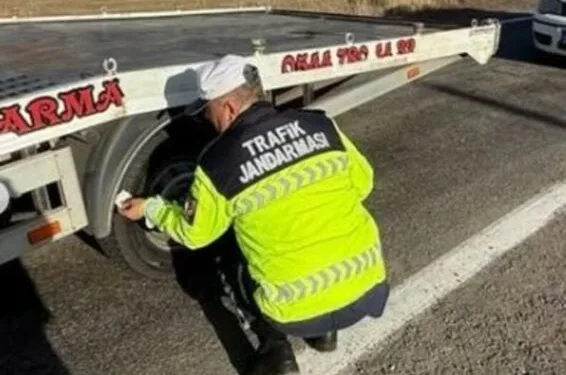 İzinsiz inşaat yaptırdığı iddiasıyla 5 yıla kadar hapsi talep edilen CZN Burak’a beraat