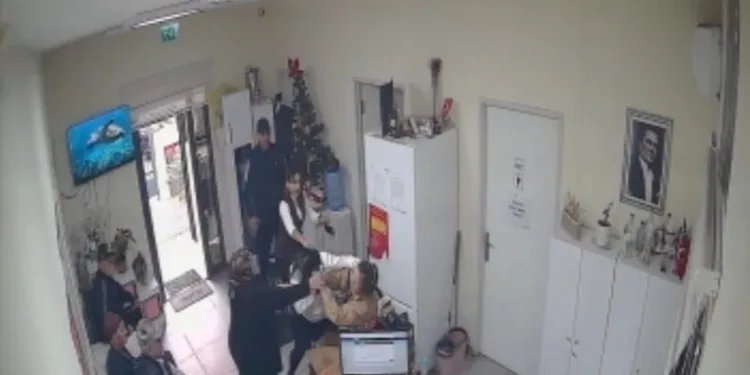 İzinsiz inşaat yaptırdığı iddiasıyla 5 yıla kadar hapsi talep edilen CZN Burak’a beraat