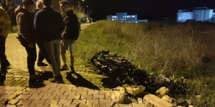 İzinsiz inşaat yaptırdığı iddiasıyla 5 yıla kadar hapsi talep edilen CZN Burak’a beraat