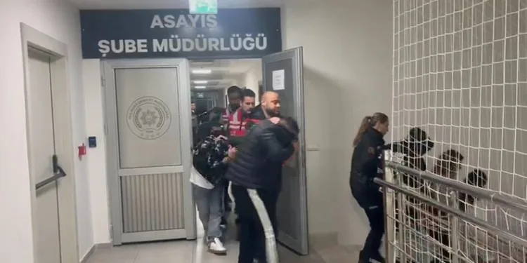 İzinsiz inşaat yaptırdığı iddiasıyla 5 yıla kadar hapsi talep edilen CZN Burak’a beraat