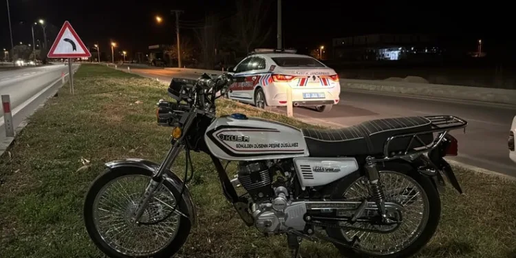 Bayburt’ta inşaattan düşen işçi yaralandı