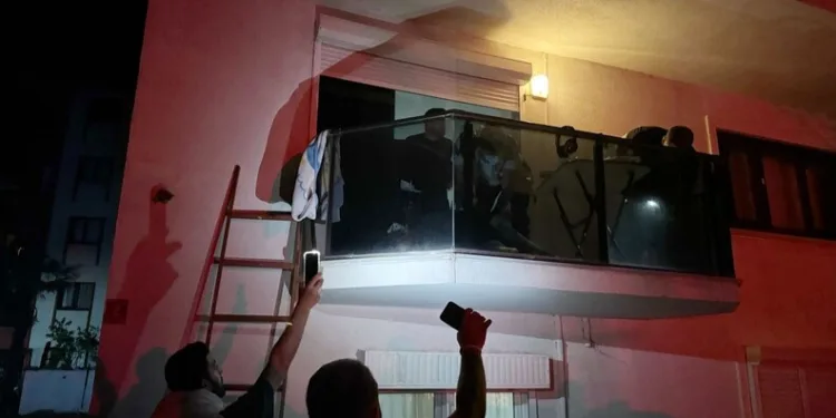 Bayburt’ta inşaattan düşen işçi yaralandı
